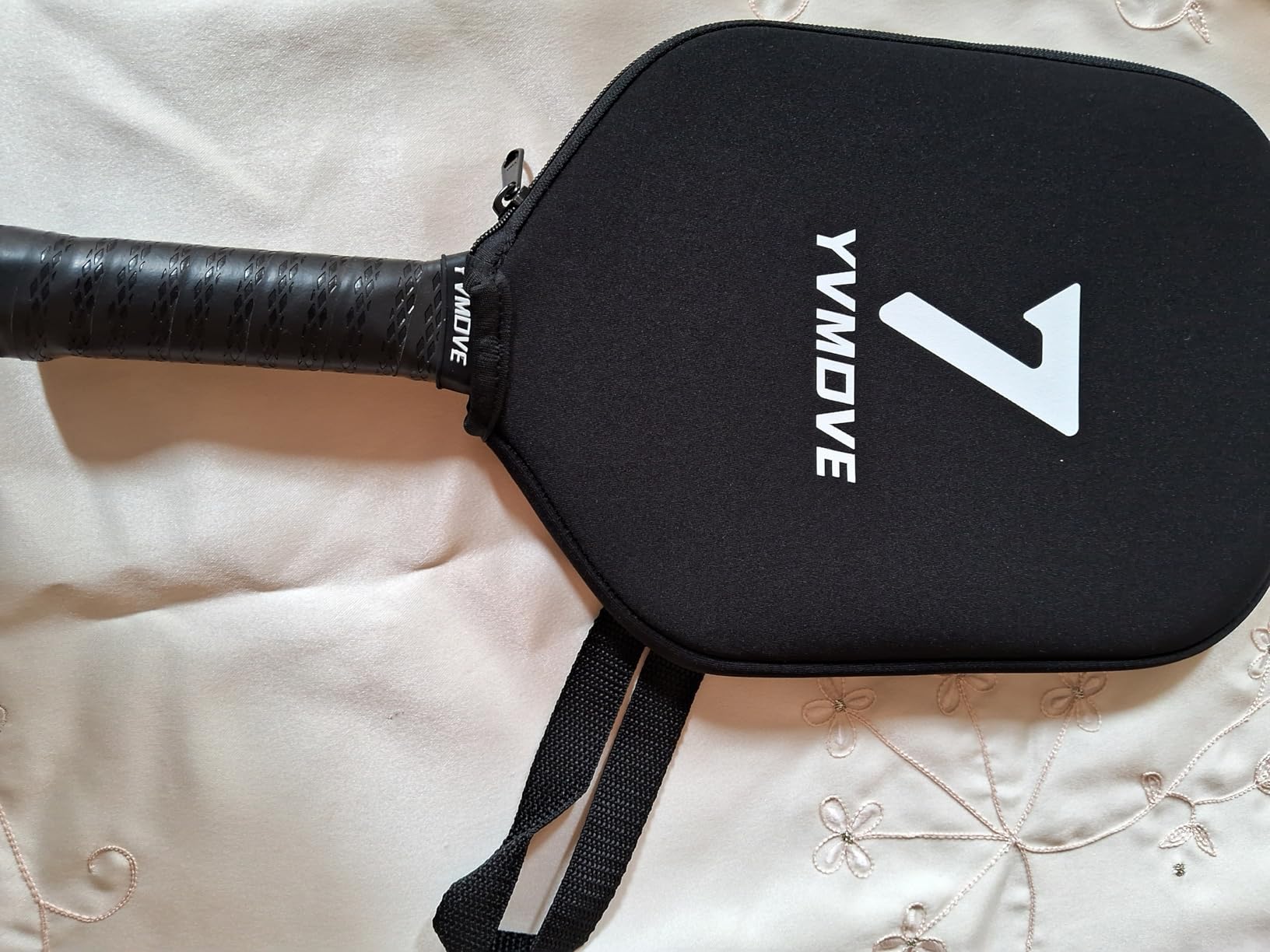 YVmove 16mm 18K T800 Carbon Fiber Pickleball Paddle, USAPA Approved customer photo 2