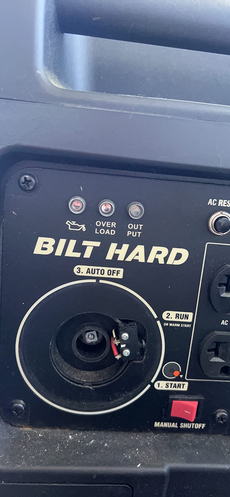 BILT HARD Gas Generator 2500W, 80cc 4 Stroke Quiet Inverter Generator with CO Sensor, Parallel Ready,120V AC Duplex Receptacle and 12V DC Output, Outdoor Generators for Camping, Home Use, 49-State customer photo 1