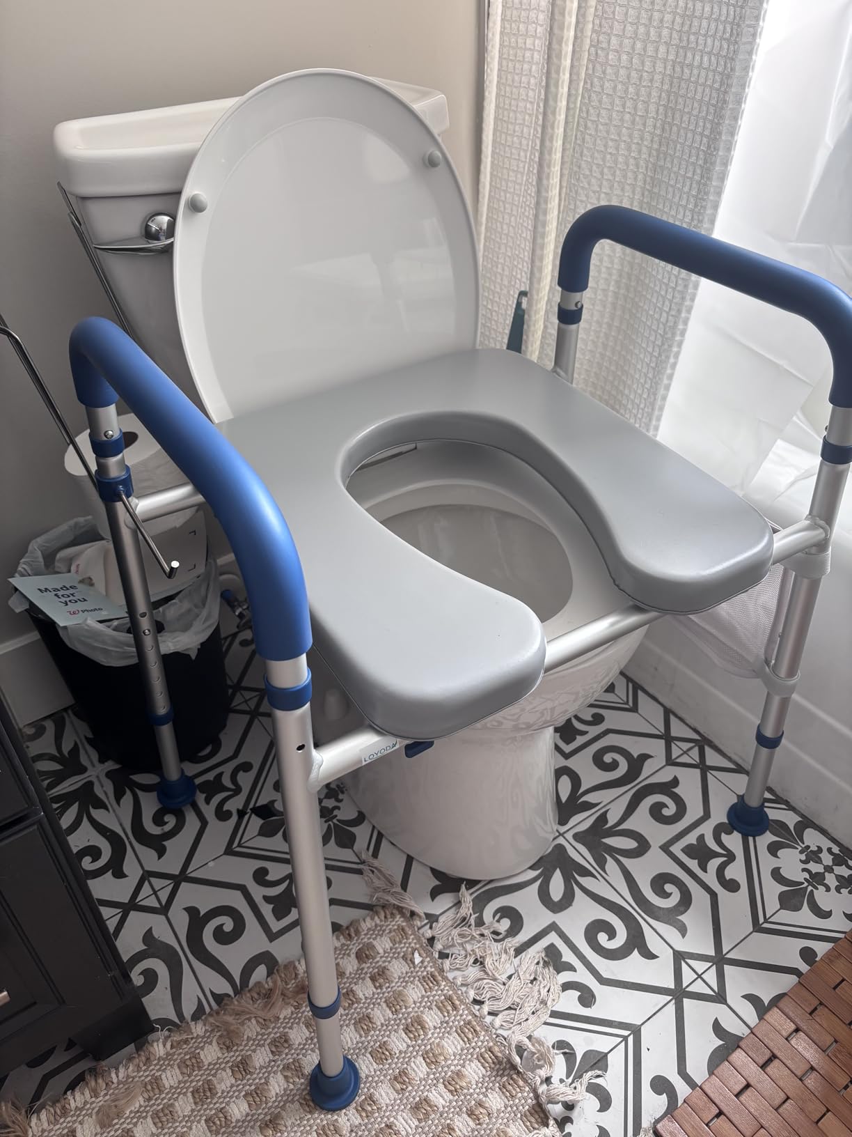 Loyoda Raised Toilet Seat Risers with Handles, Height and Width Adjustment customer photo 1