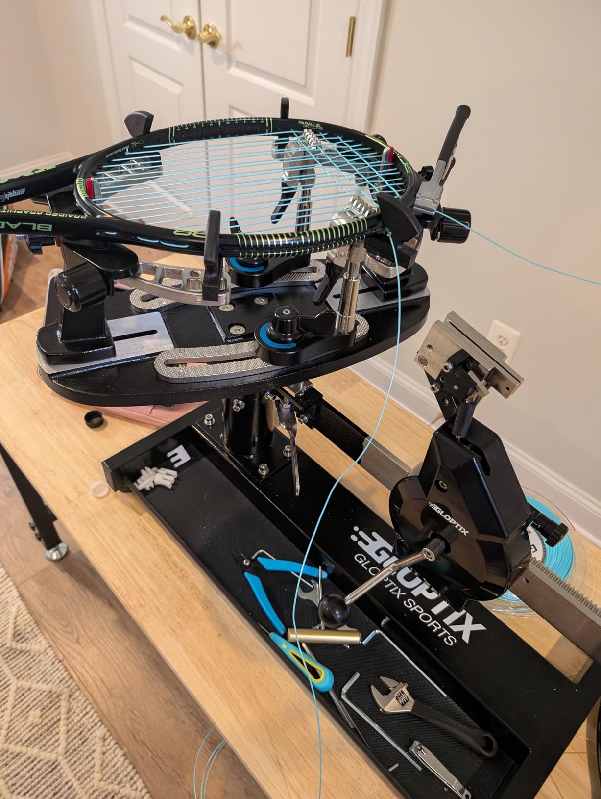 GT-160 Tennis Racket Stringing Machine Manual Desktop Progression Racket String Tools, with Tools and Accessories customer photo 1