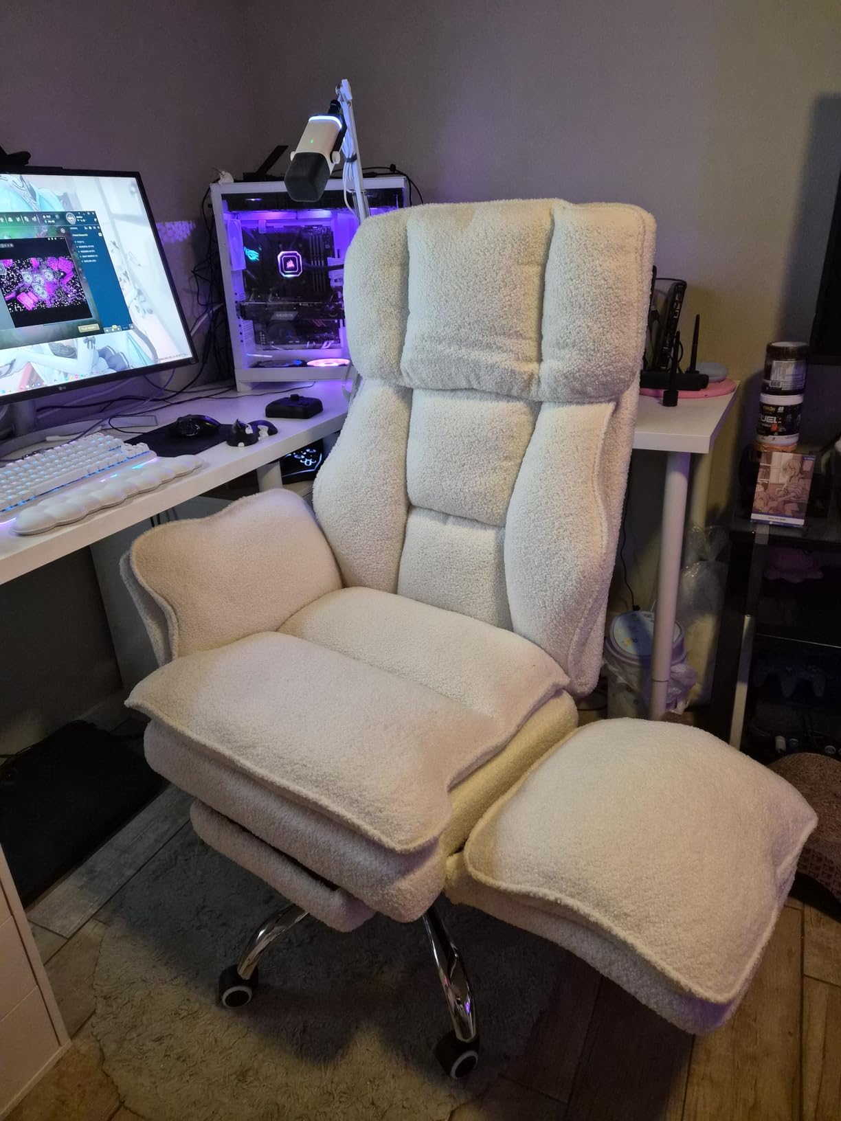 Big and Tall Office Chair, Flip Armrests for Pets & Cross Legged Sitting customer photo 2
