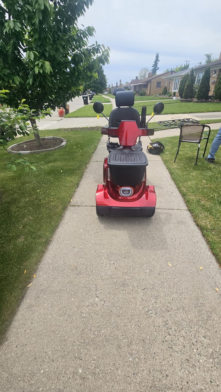 Ecomobi 32 Miles Heavy-Duty 1000W Mobility Scooter for Seniors & Adults customer photo 1