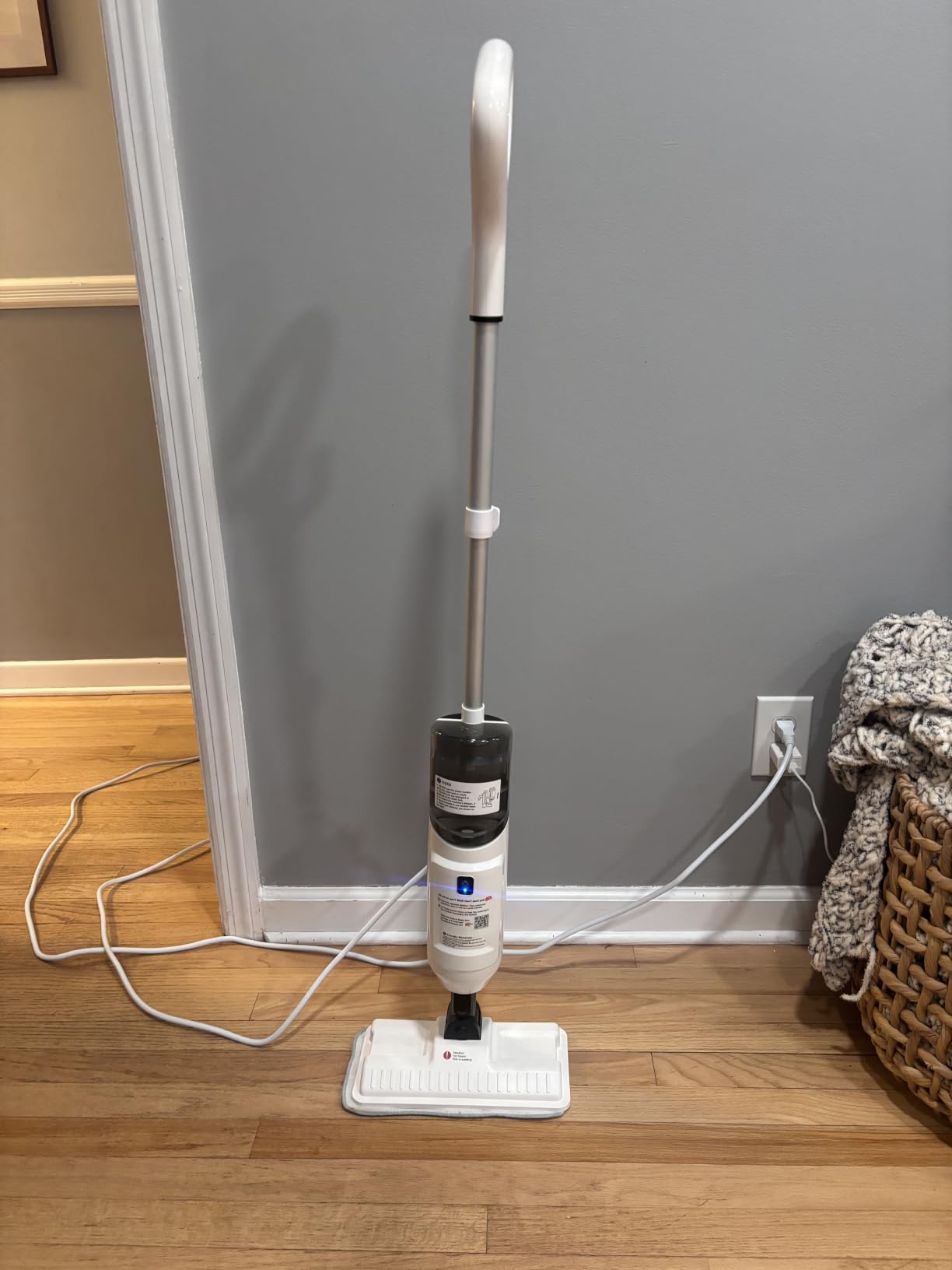 Steam Mop Cleaner 260°F Steam in 15s, 16.9oz Tank Hardwood and Tile | 99.9% Stains Removal, Chemical-free Cleaning Safe for Kids/Pets, Lightweight, Deep Cleaning Floor Steamer for Hardwood/Tile customer photo 2