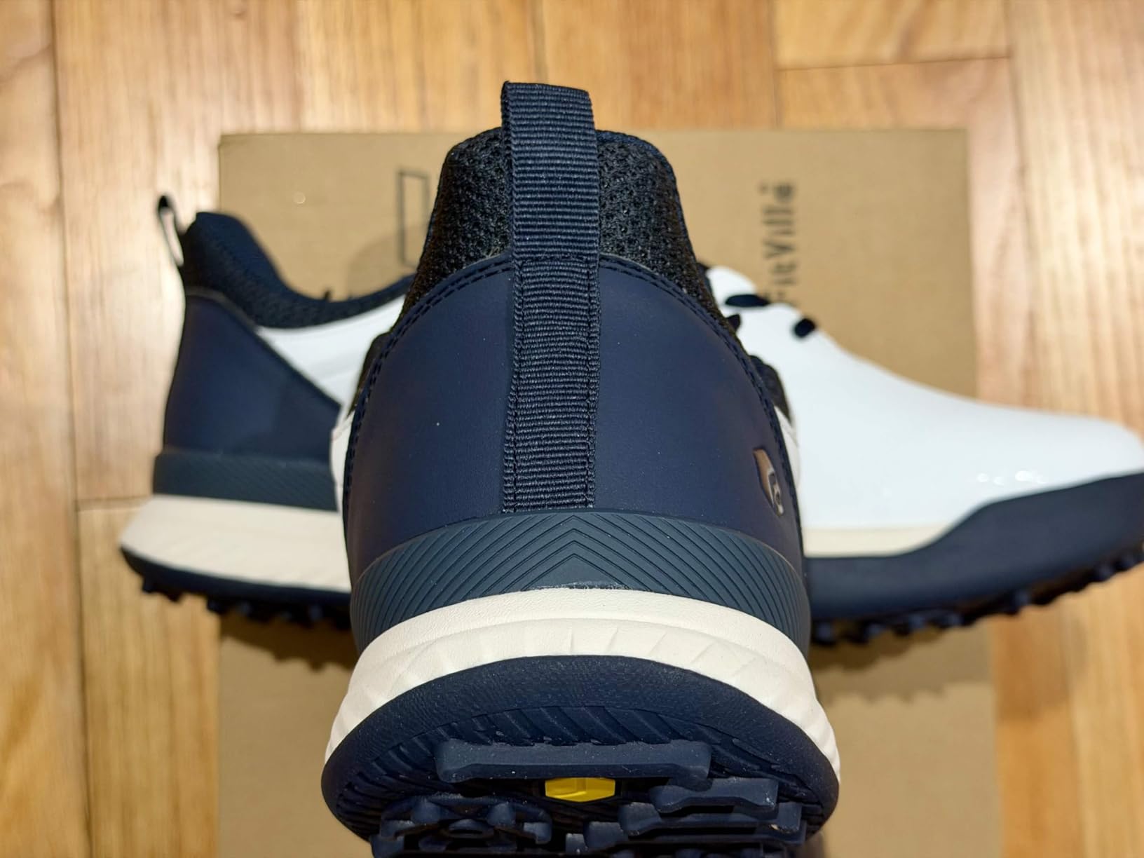 FitVille Extra Wide Men's Golf Shoes Waterproof, Professional No-Slip Spiked Golf Shoes with Arch Support customer photo 2