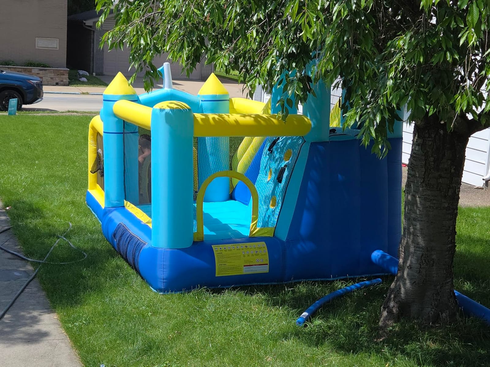 Bounce House, 8-in-1 Gameplay Mode Inflatable Bounce House for Kids customer photo 1