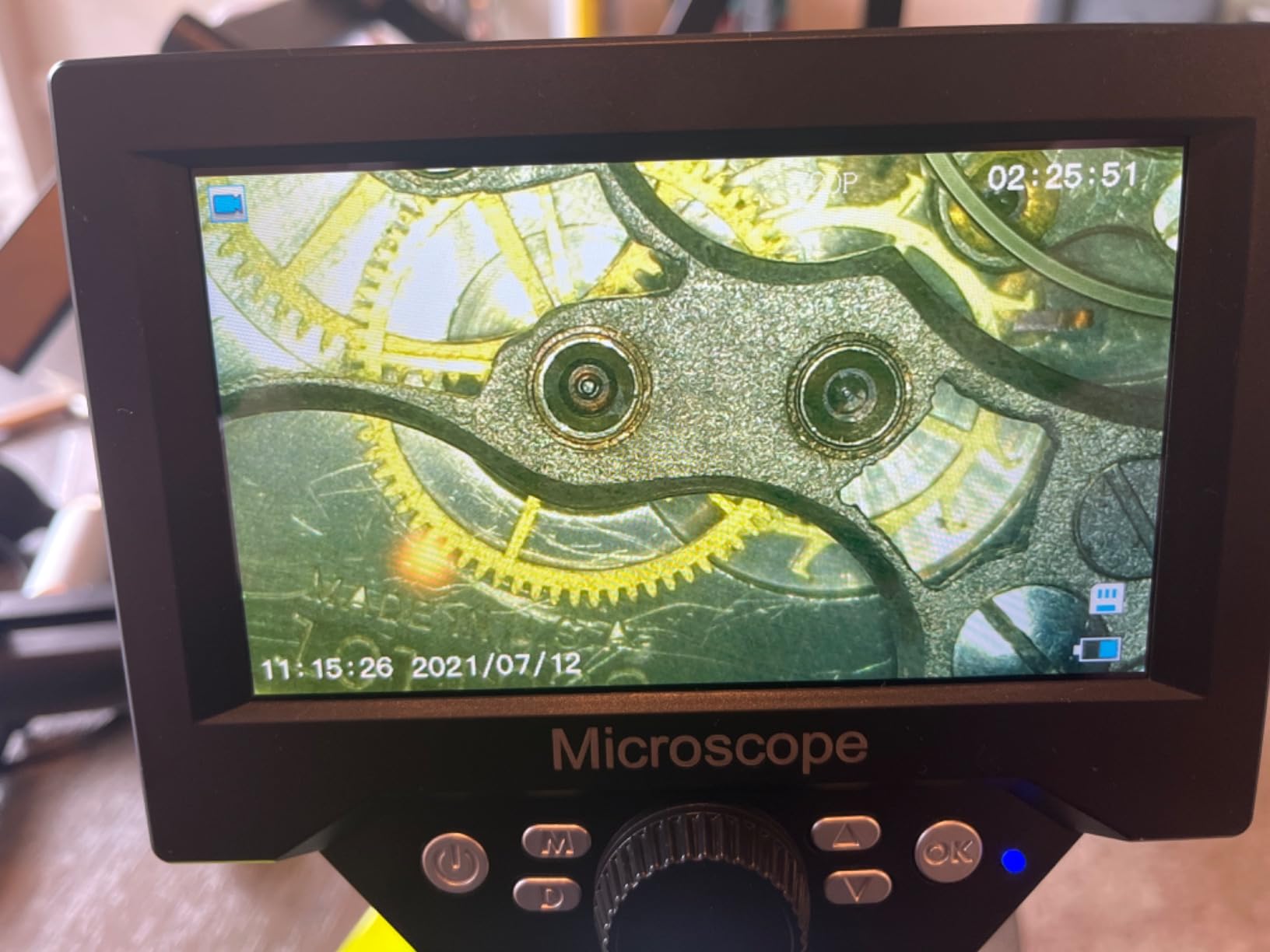 PalliPartners 40x-2000x Biological Compound Trinocular Microscope customer photo 1