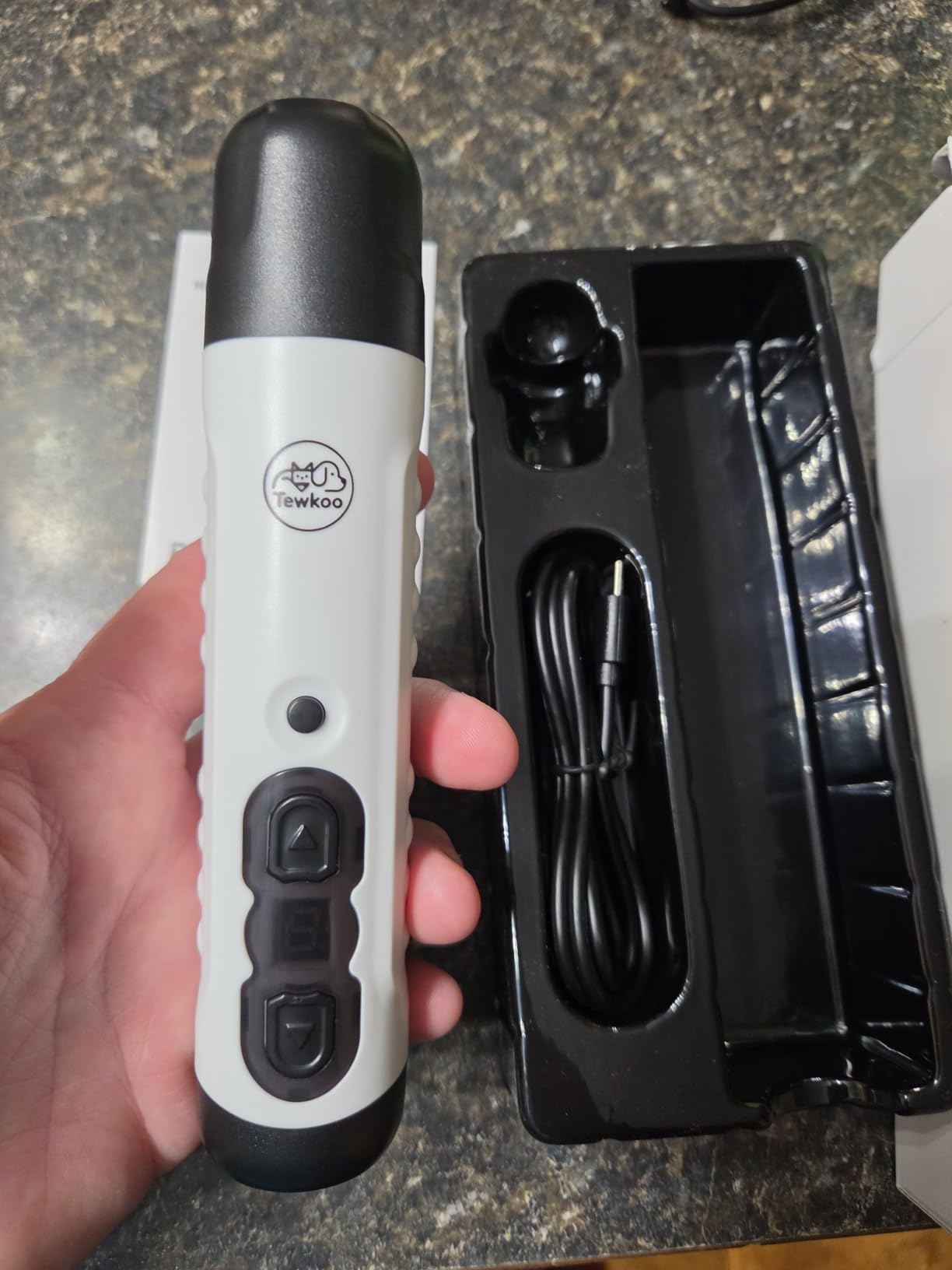 6-Speed Forward & Reverse Quiet Pet Nail Grinder for Dogs & Cats customer photo 1