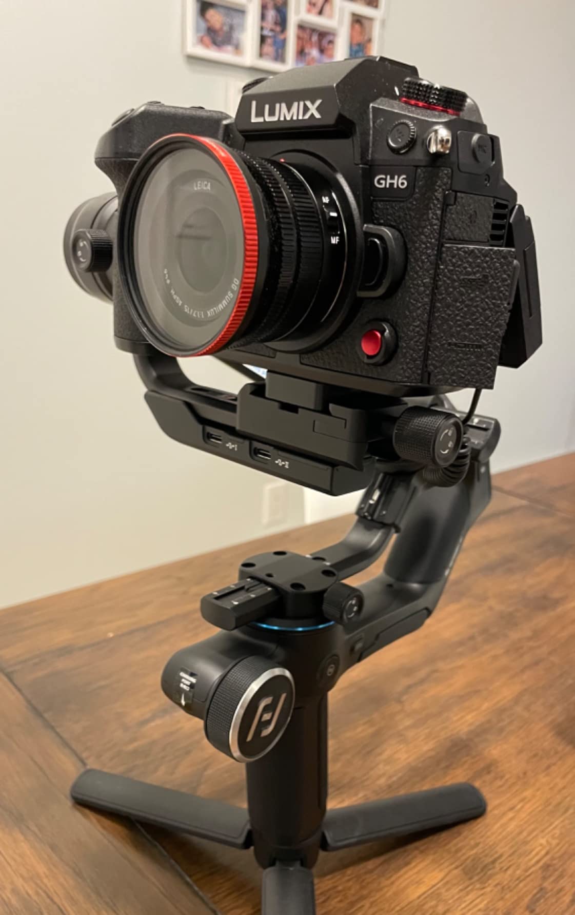 FeiyuTech SCORP-C Gimbal Stabilizer for Cameras DSLR and Mirrorless Camera customer photo 1