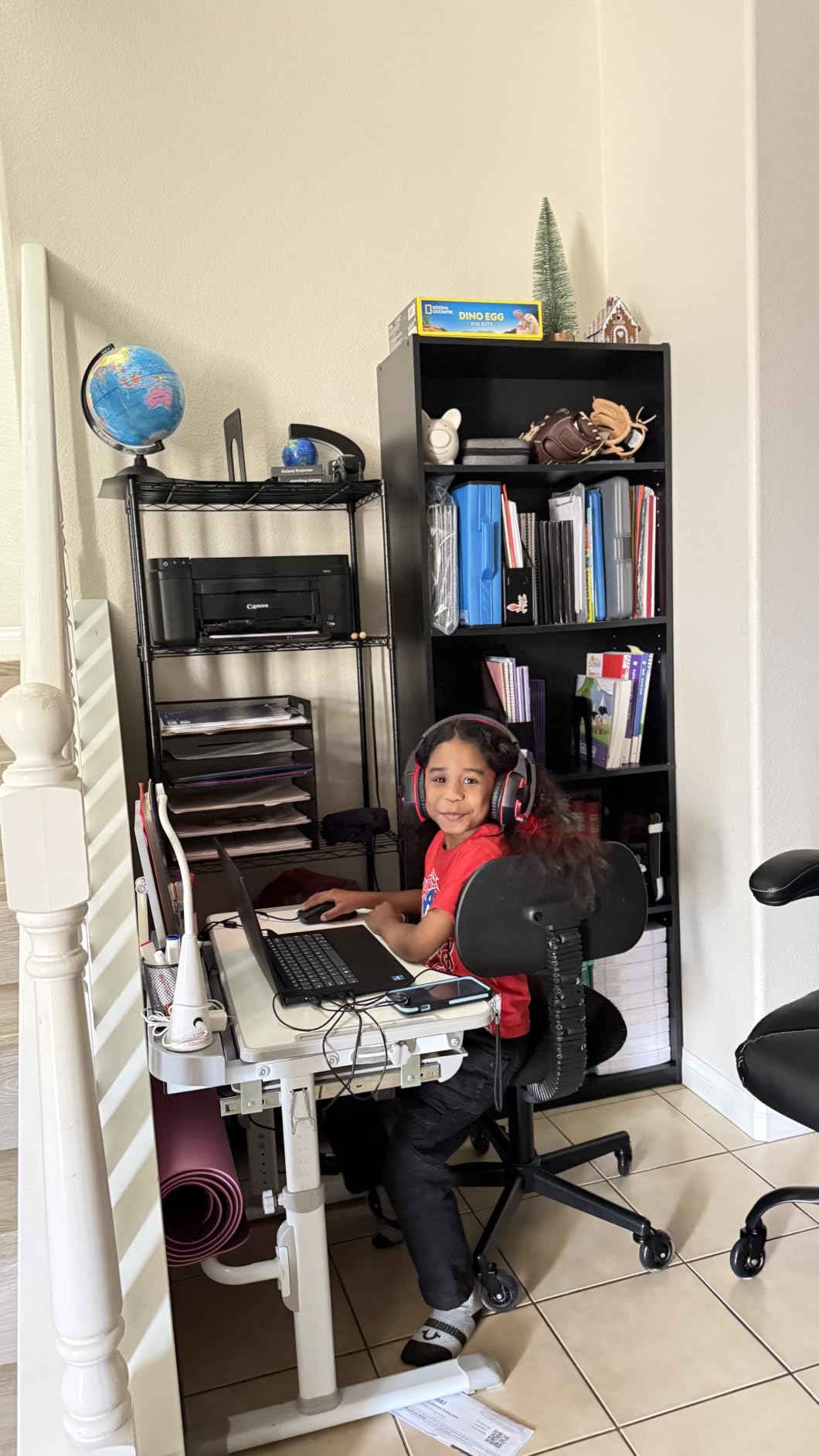 Real Relax Kids Desk and Chair Set, Children's Multifunctional School Tables with Tilt Desktop, LED Light, Metal Hook Grey customer photo 1